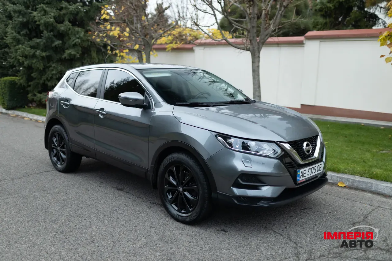 Nissan Qashqai - фото 1