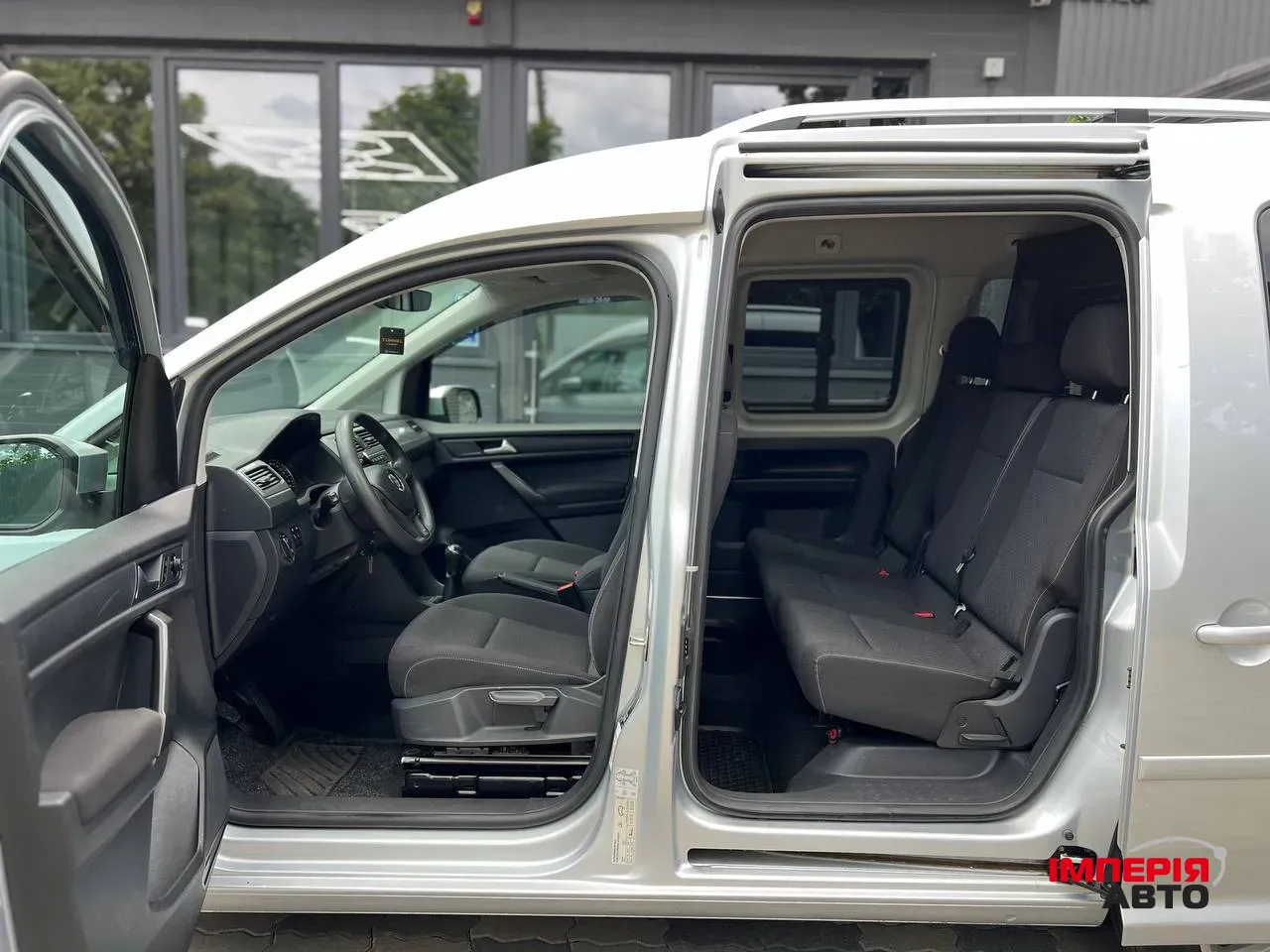 Volkswagen Caddy - фото 7