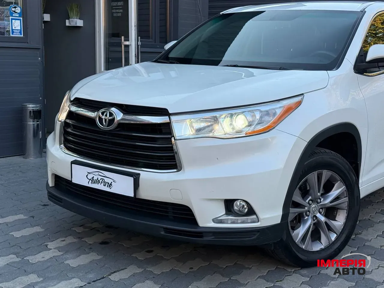 Toyota Highlander - фото 6