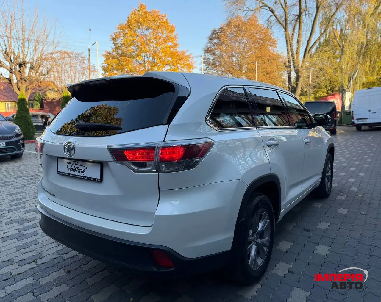 Toyota Highlander - фото 3