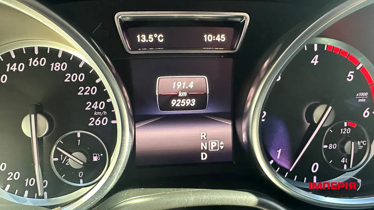 Mercedes-Benz M-Класс - фото 16