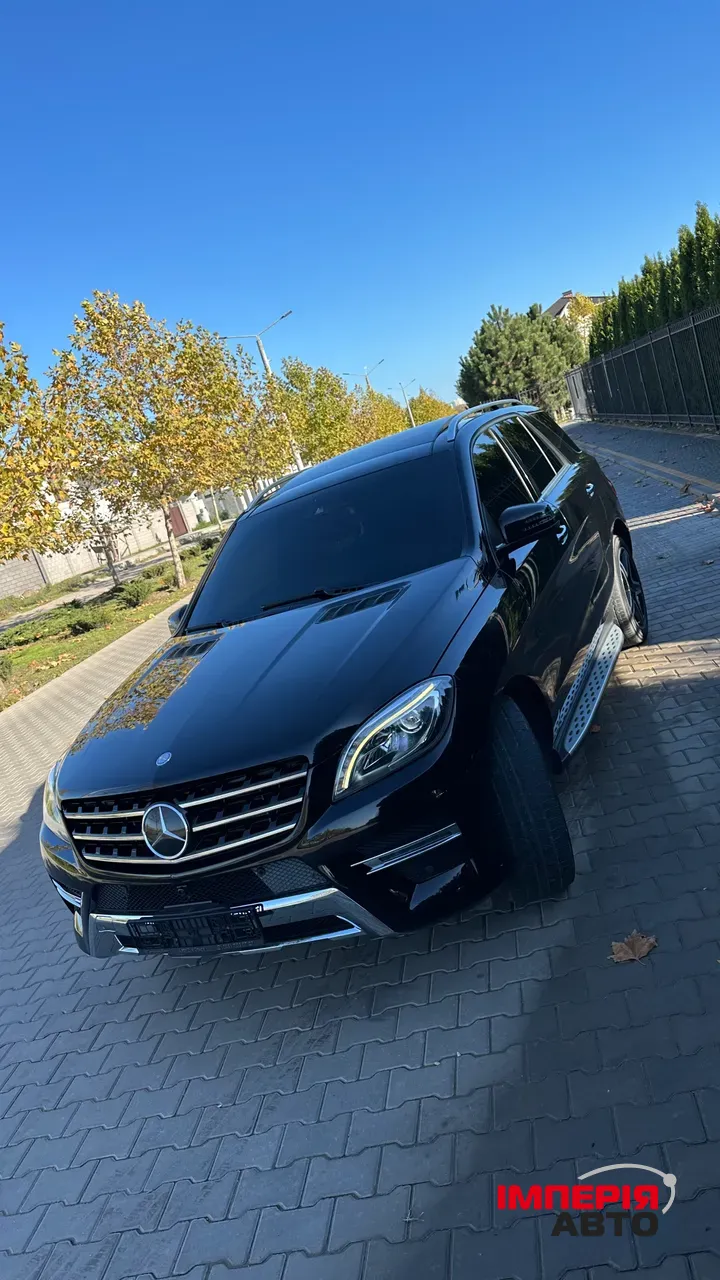 Mercedes-Benz M-Класс - фото 6