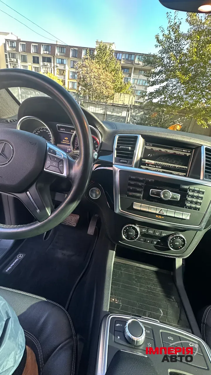 Mercedes-Benz M-Класс - фото 25