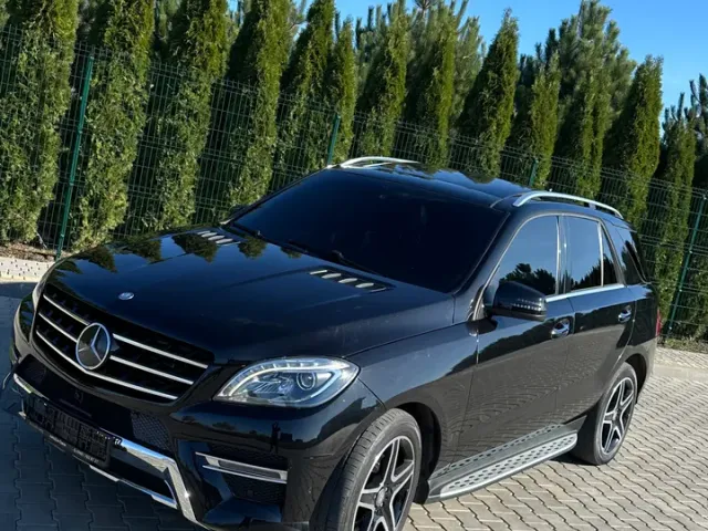 Mercedes-Benz M-Класс - фото 1