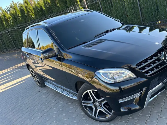 Mercedes-Benz M-Класс - фото 4