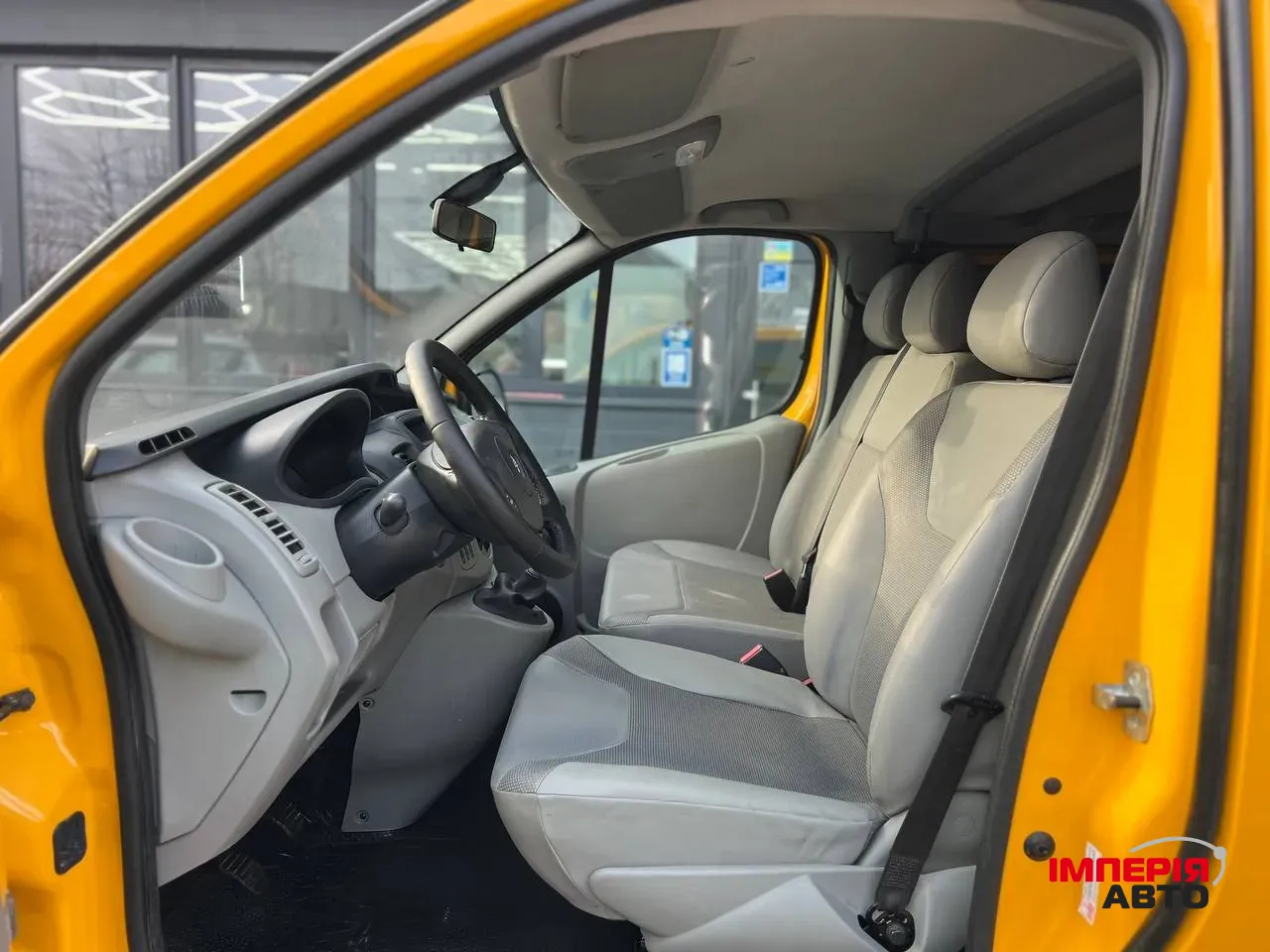 Opel Vivaro - фото 8