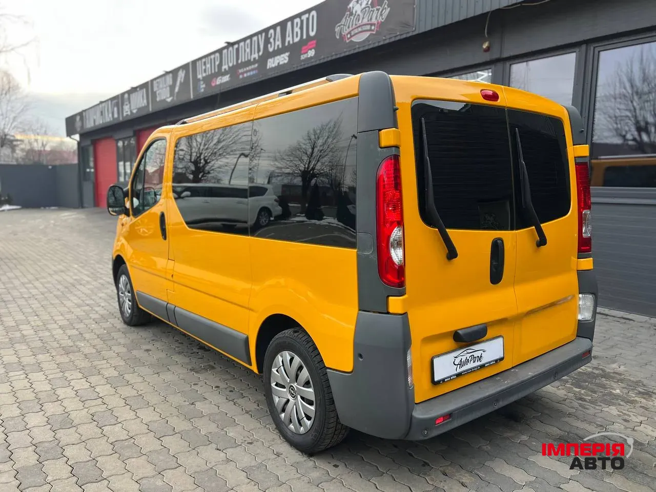 Opel Vivaro - фото 6