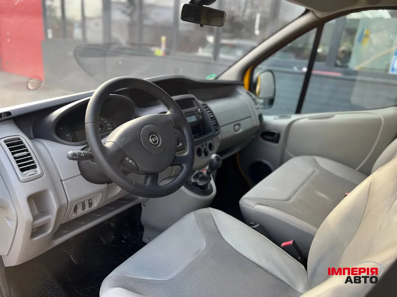 Opel Vivaro - фото 9