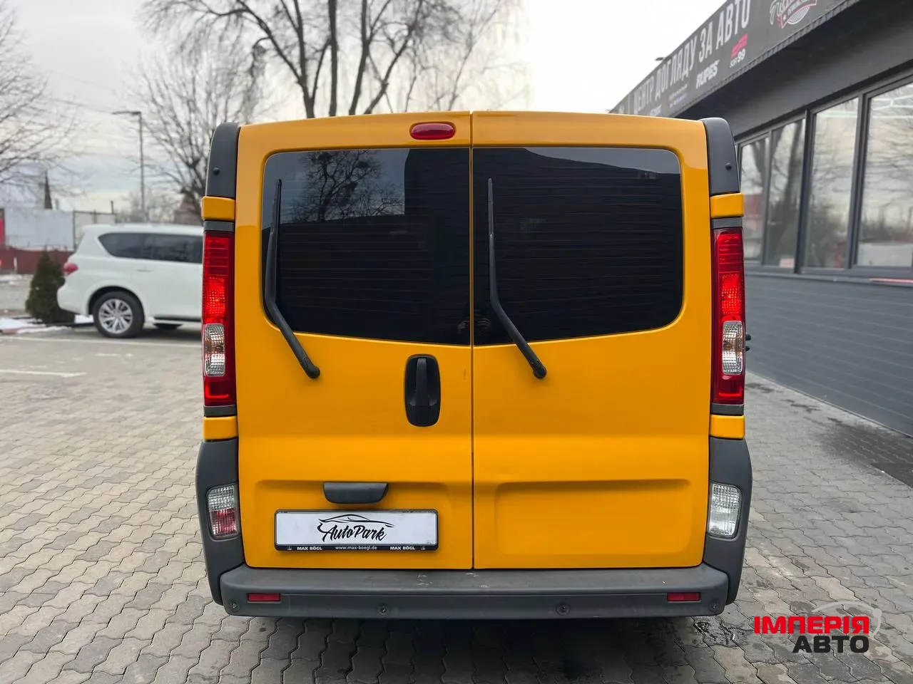 Opel Vivaro - фото 5