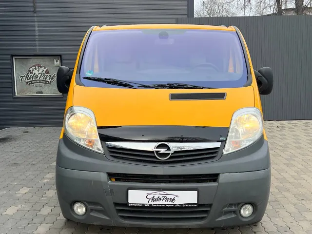 Opel Vivaro - фото 2