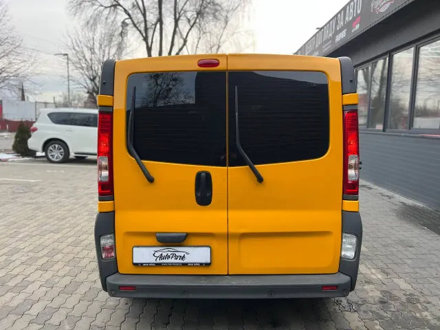 Opel Vivaro - фото 5
