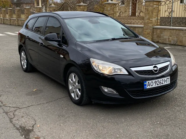 Opel Astra - фото 3
