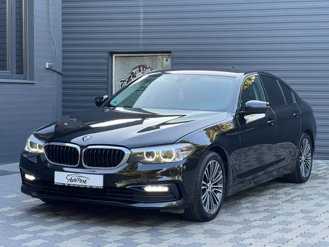 BMW 5 серії - фото 1