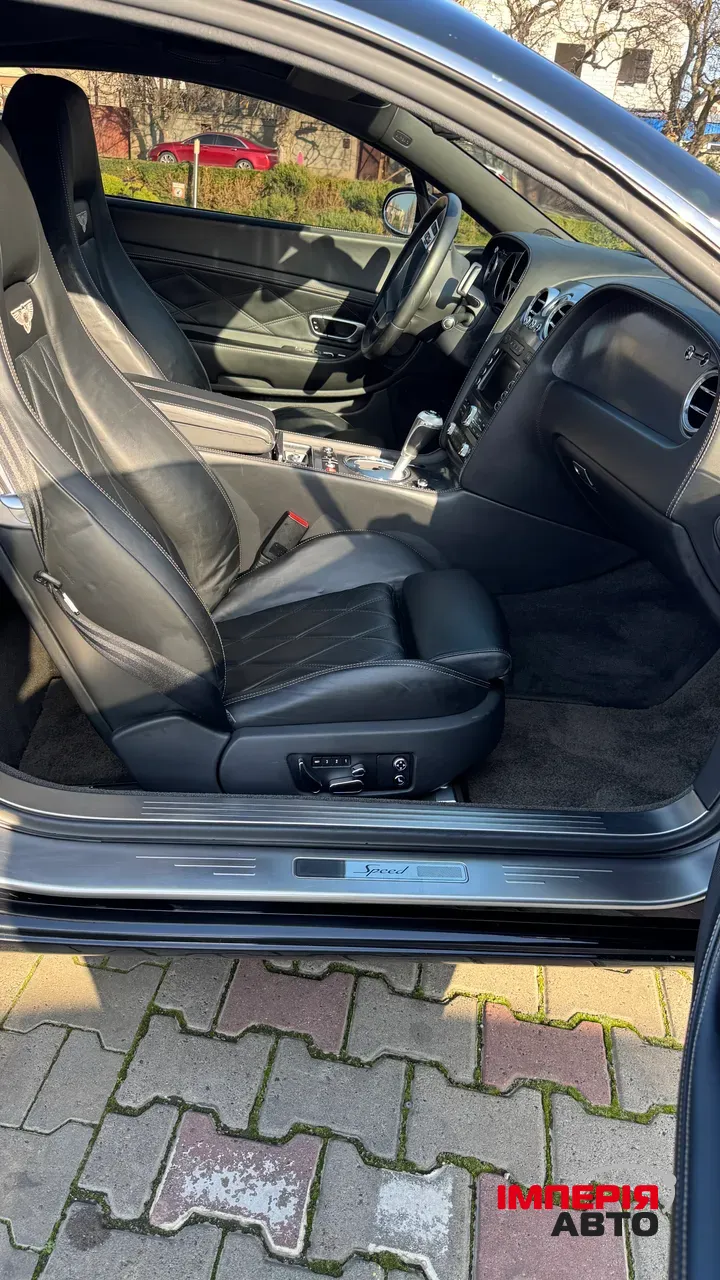 Bentley Continental GT - фото 13