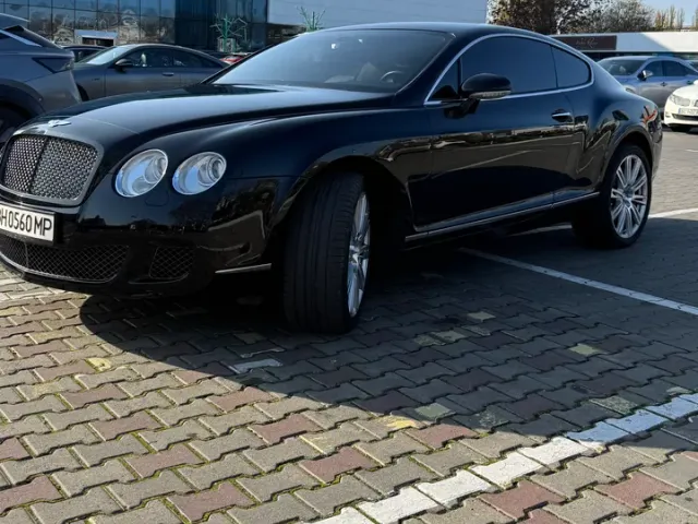 Bentley Continental GT - фото 3