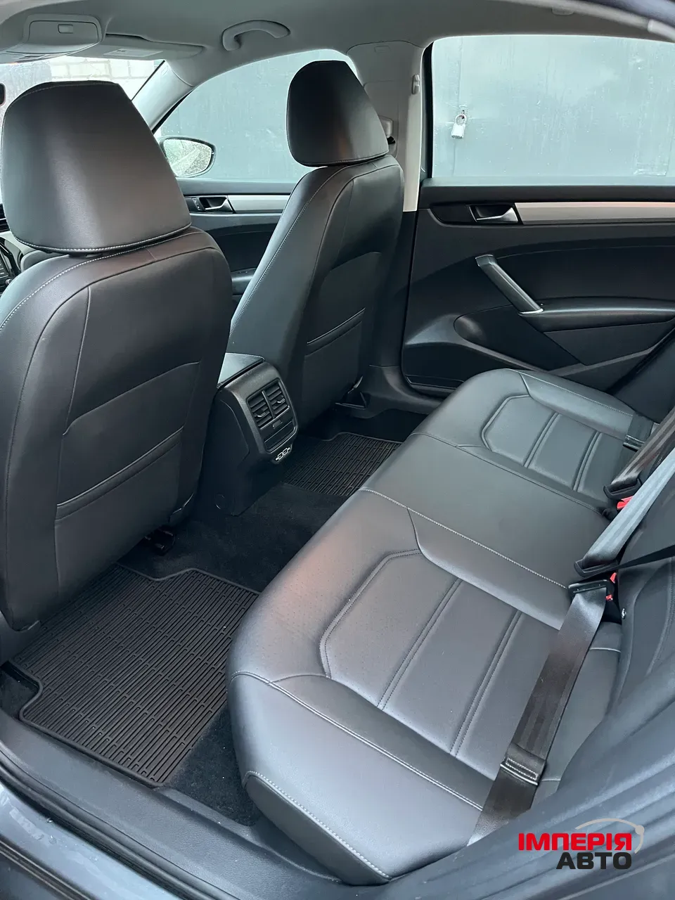 Volkswagen Passat (North America and China) - фото 15