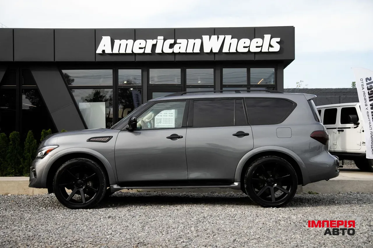 Infiniti QX80 - фото 5