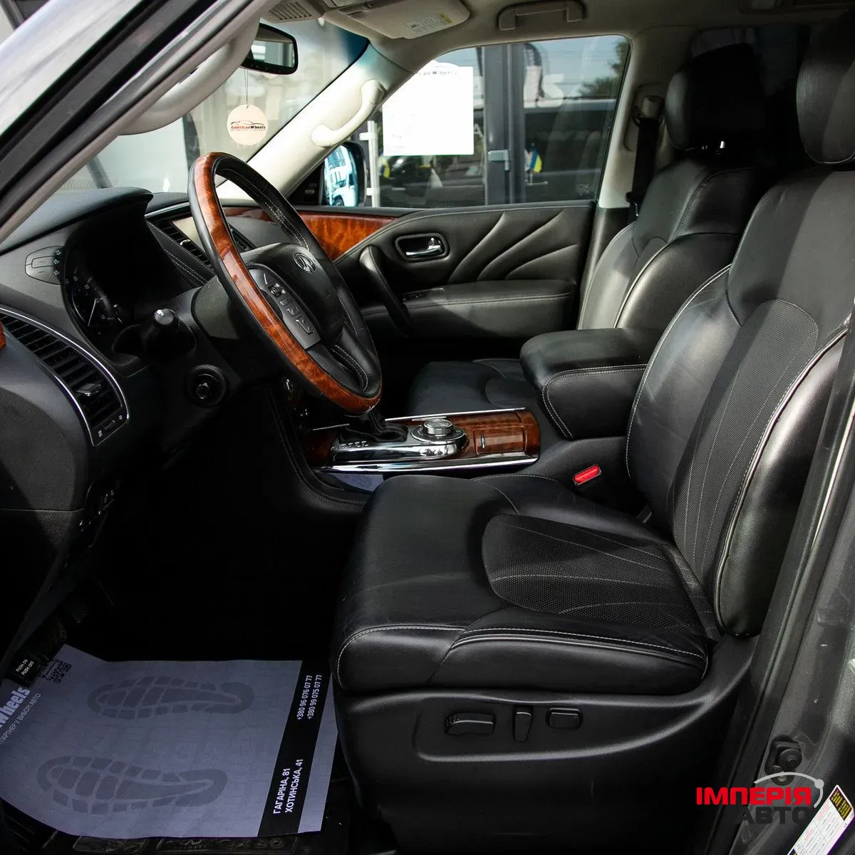 Infiniti QX80 - фото 10