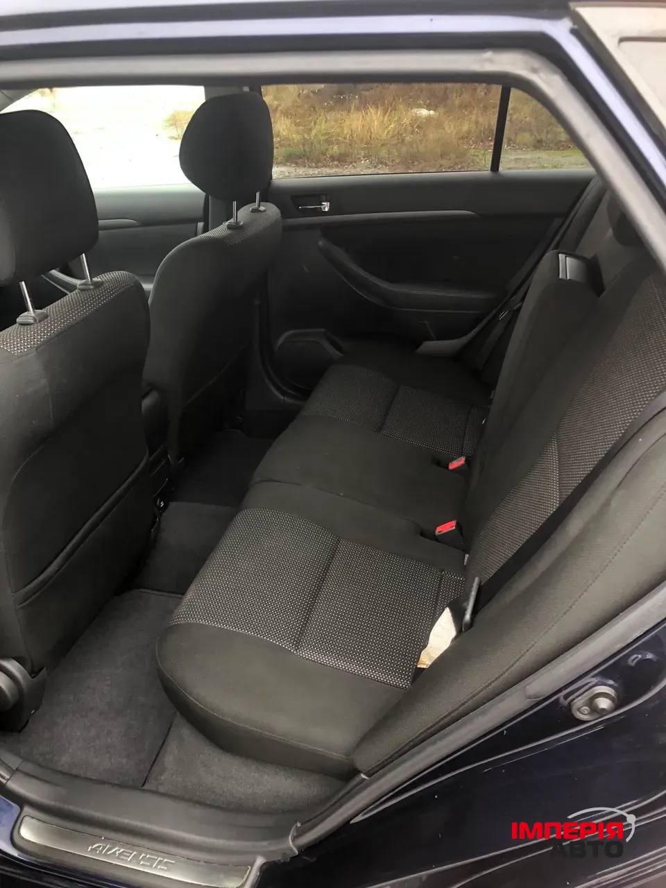 Toyota Avensis - фото 12