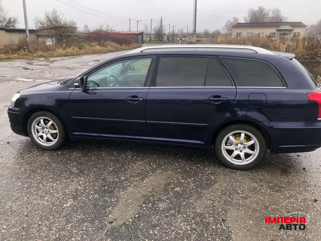 Toyota Avensis - фото 10