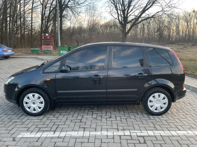 Ford Focus - фото 2