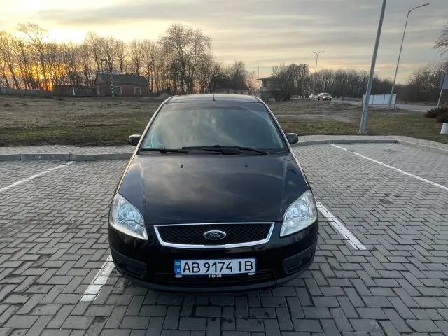 Ford Focus - фото 1