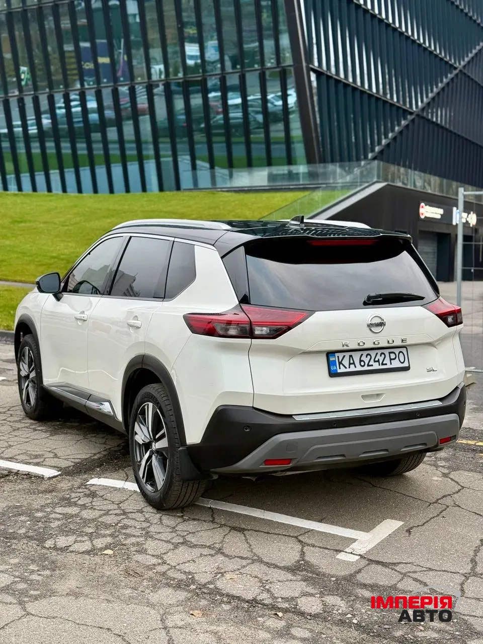 Nissan Rogue - фото 3