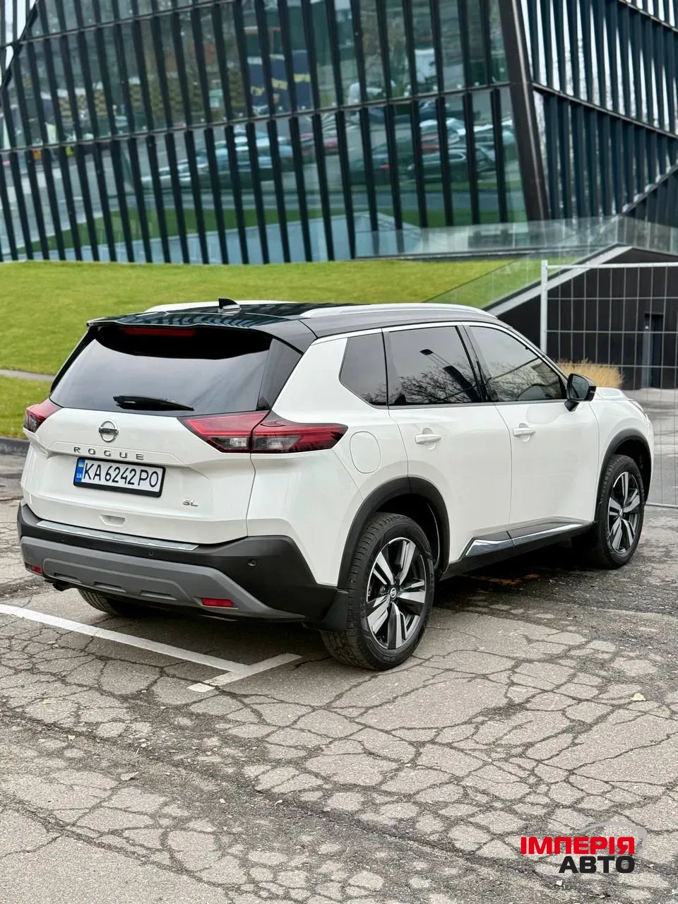 Nissan Rogue - фото 4