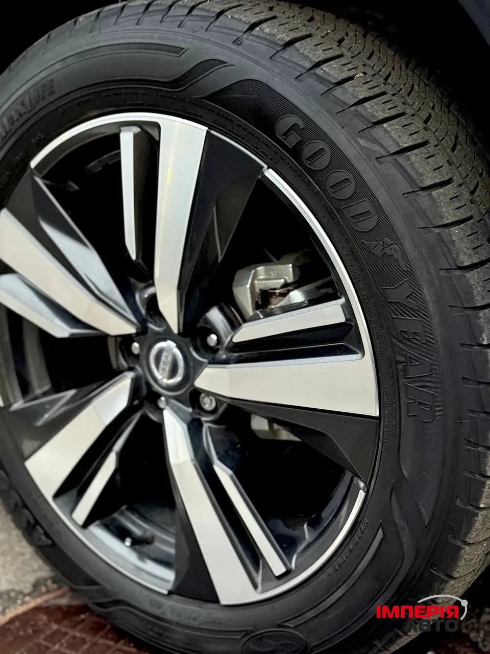 Nissan Rogue - фото 8