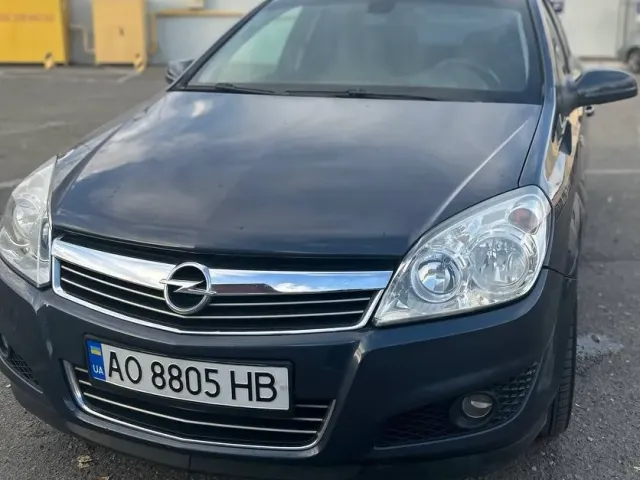 Opel Astra - фото 2