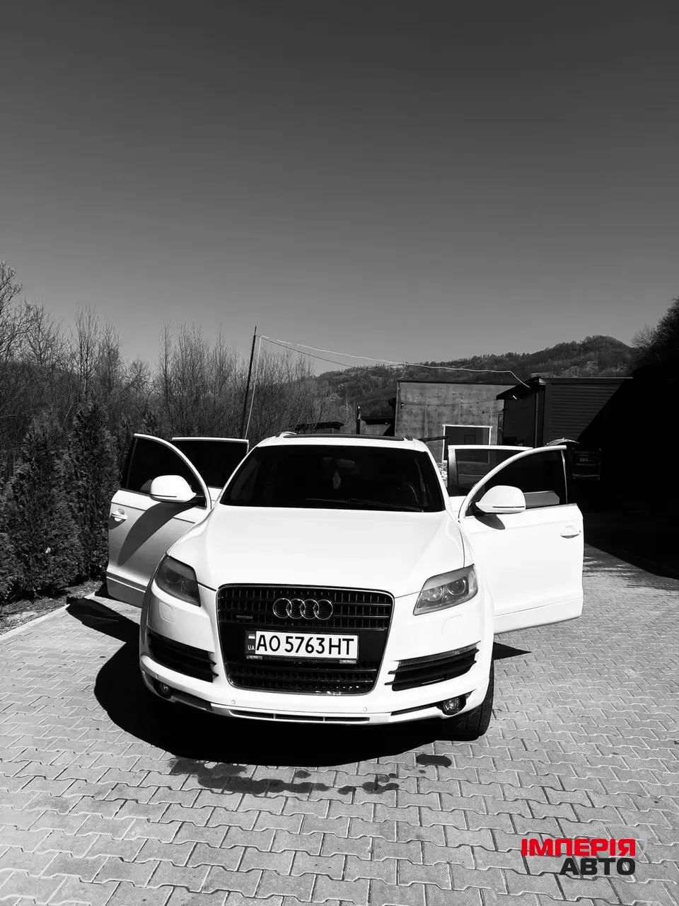 Audi Q7 - фото 1