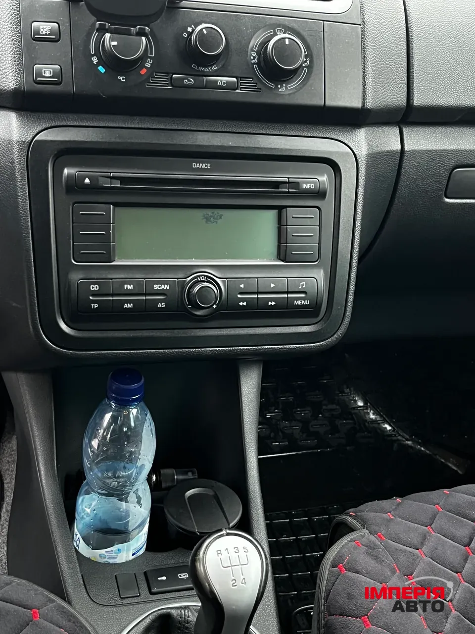 Skoda Fabia - фото 8