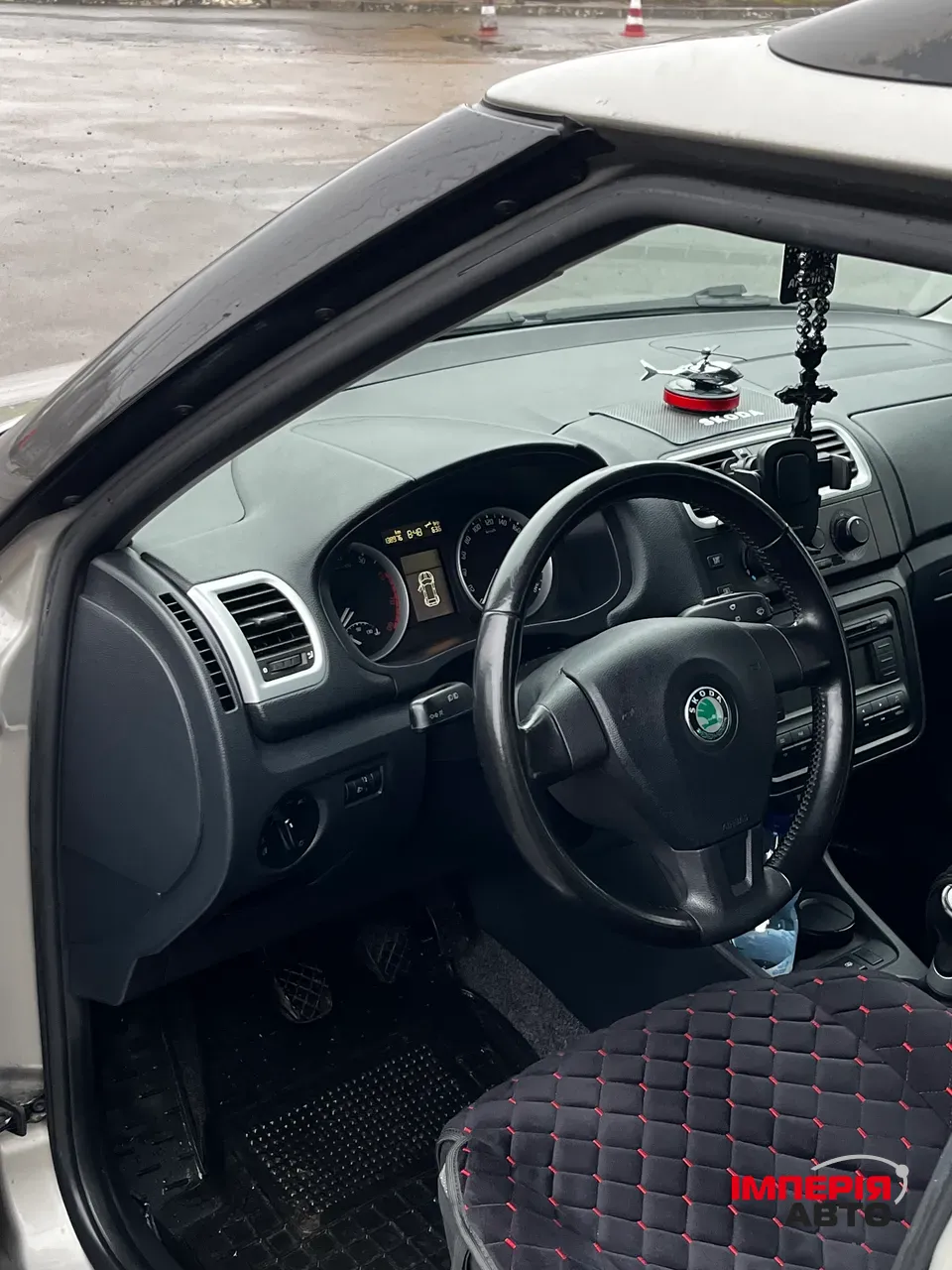 Skoda Fabia - фото 6