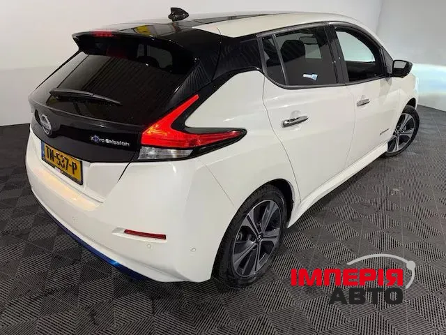 Nissan Leaf - фото 6