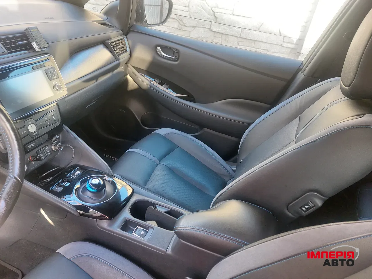 Nissan Leaf - фото 12