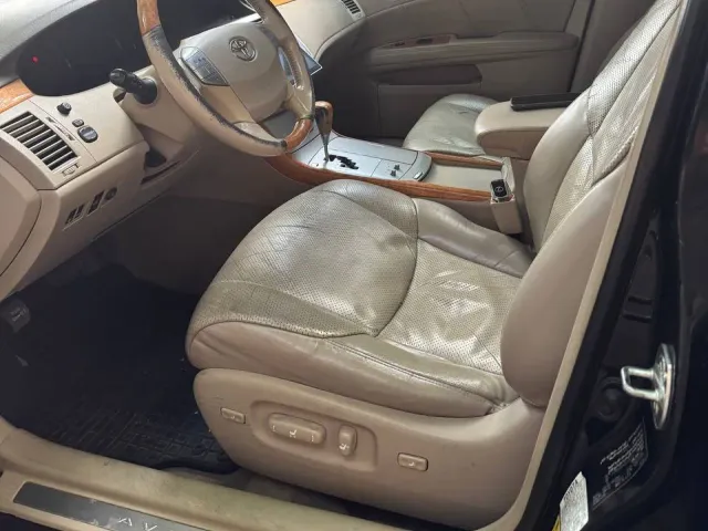 Toyota Avalon - фото 5