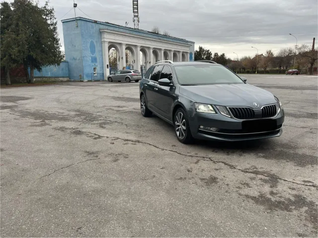 Skoda Octavia - фото 2