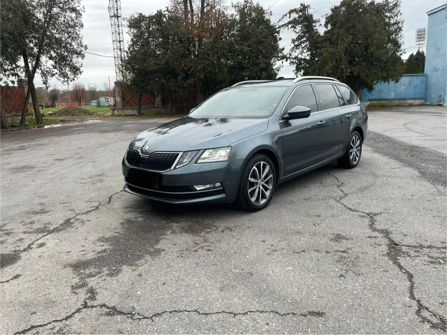 Skoda Octavia - фото 1