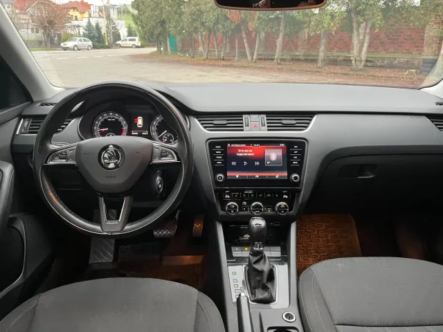 Skoda Octavia - фото 5