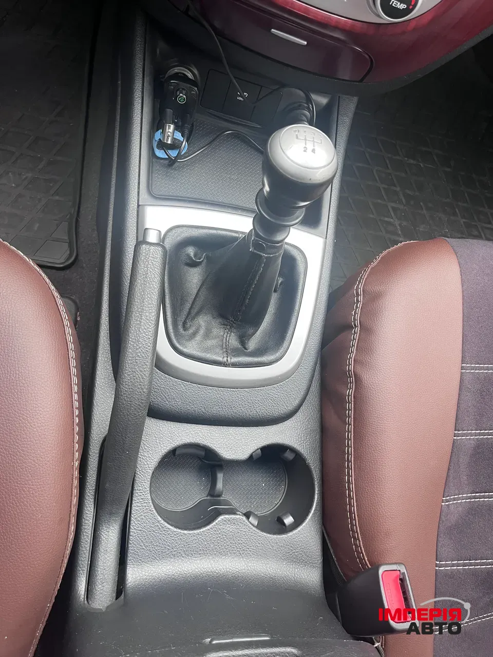 Hyundai Santa Fe - фото 5