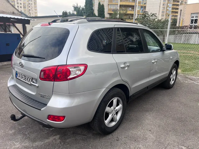 Hyundai Santa Fe - фото 4