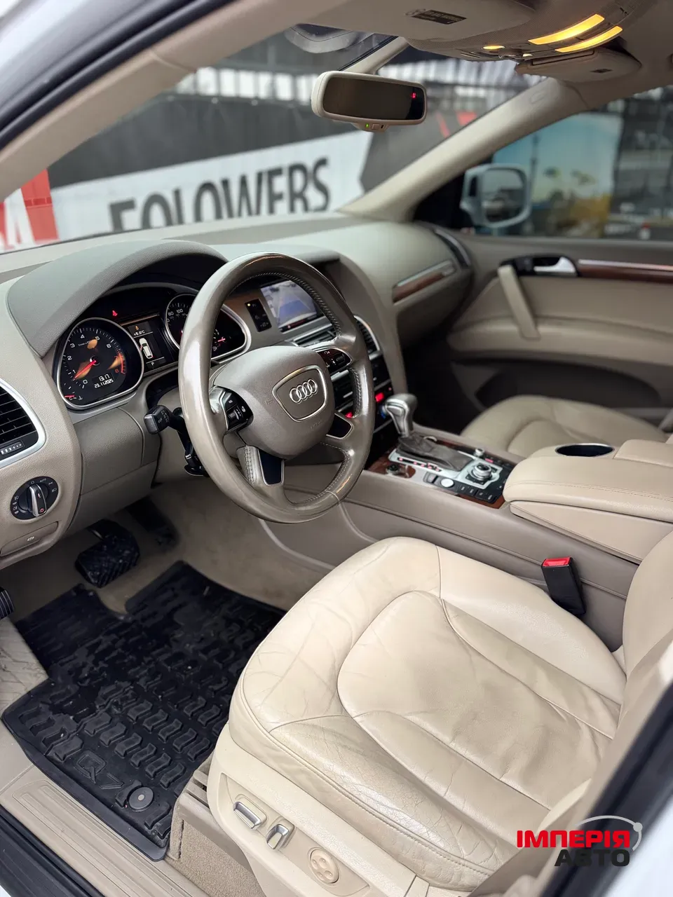 Audi Q7 - фото 8