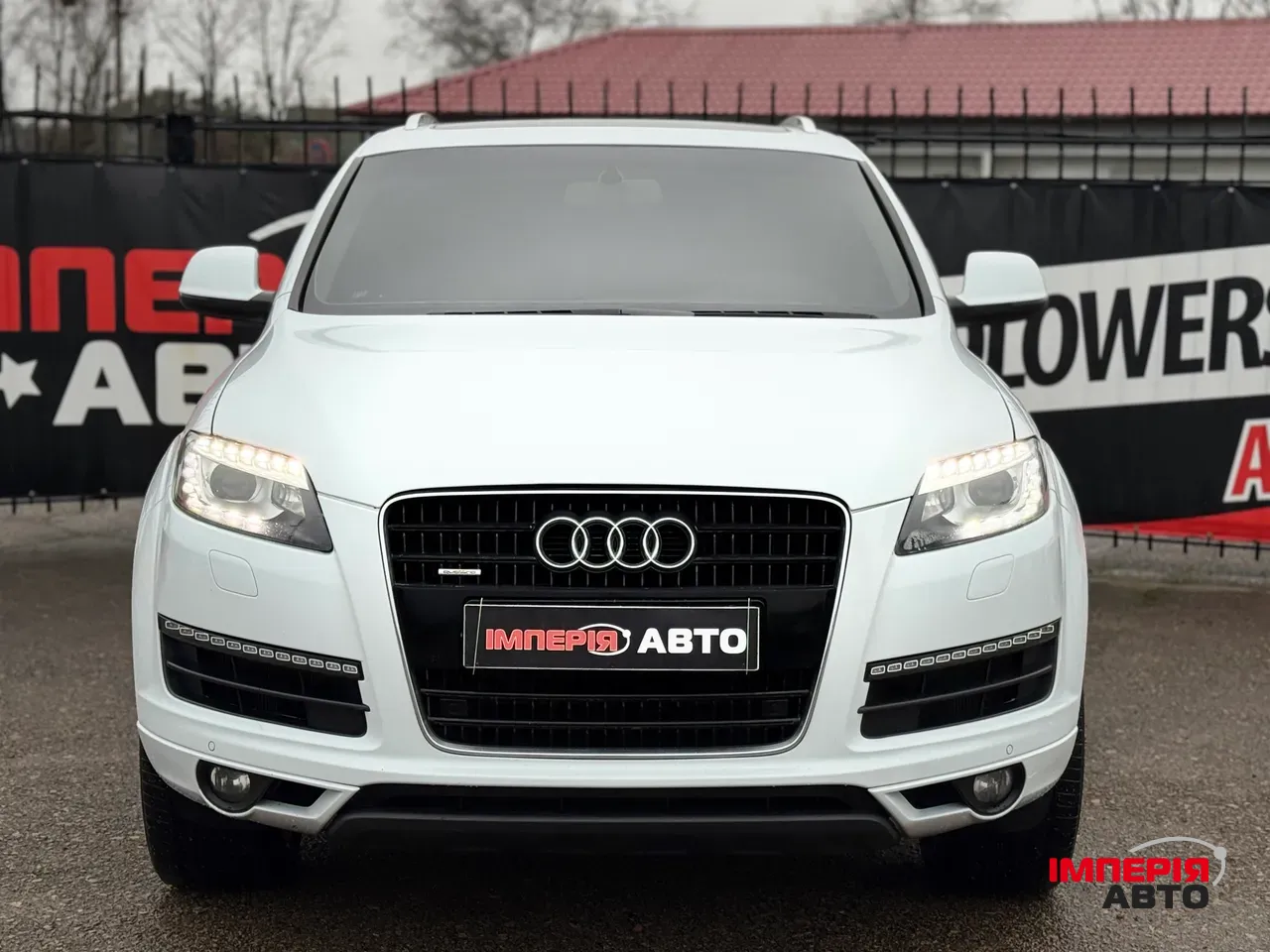 Audi Q7 - фото 2