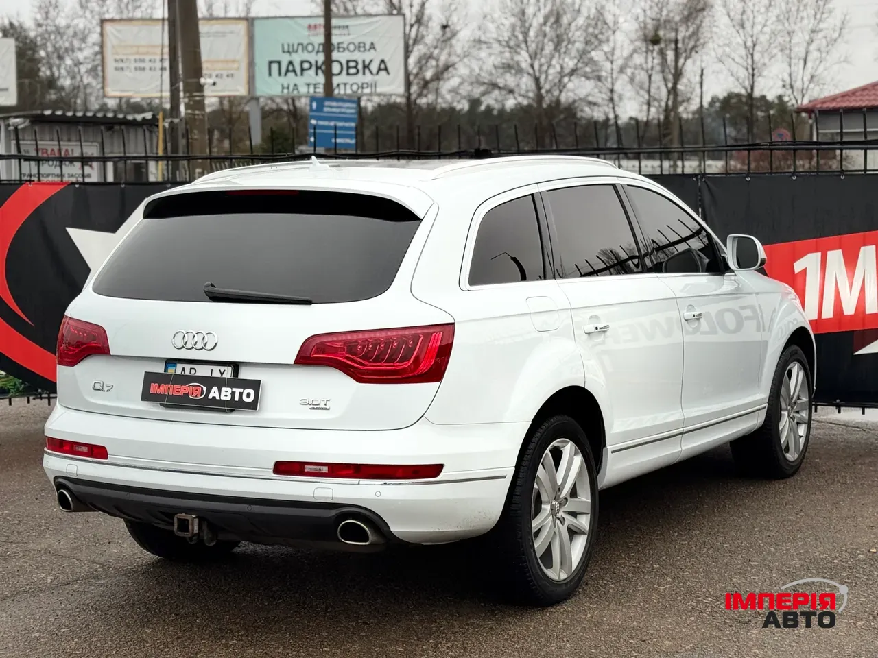 Audi Q7 - фото 5