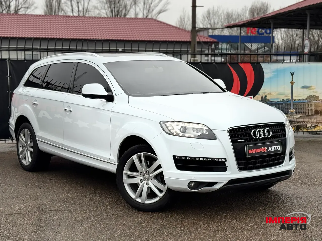 Audi Q7 - фото 3