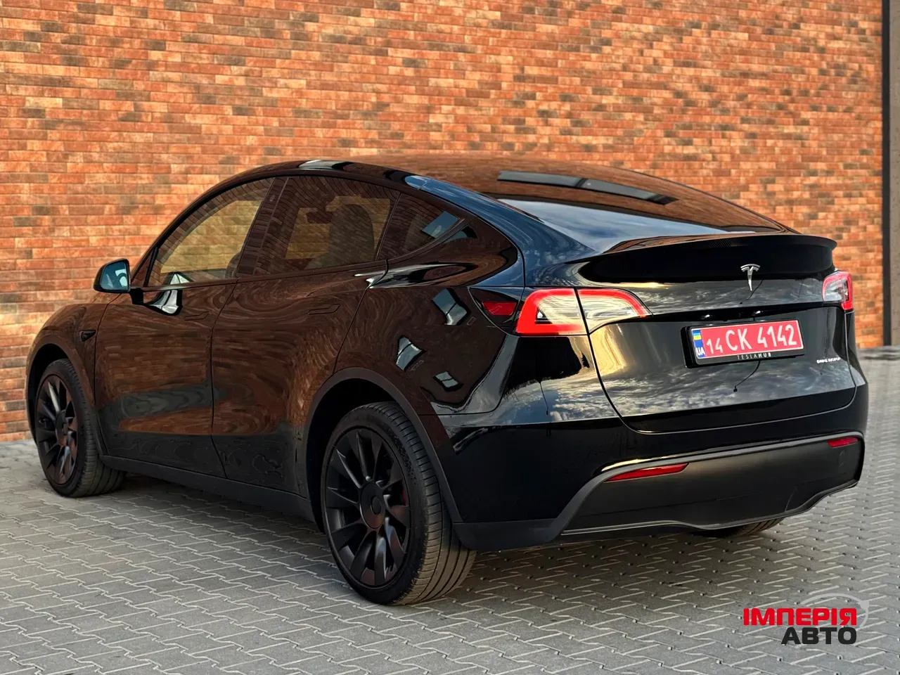 Tesla Model Y - фото 7