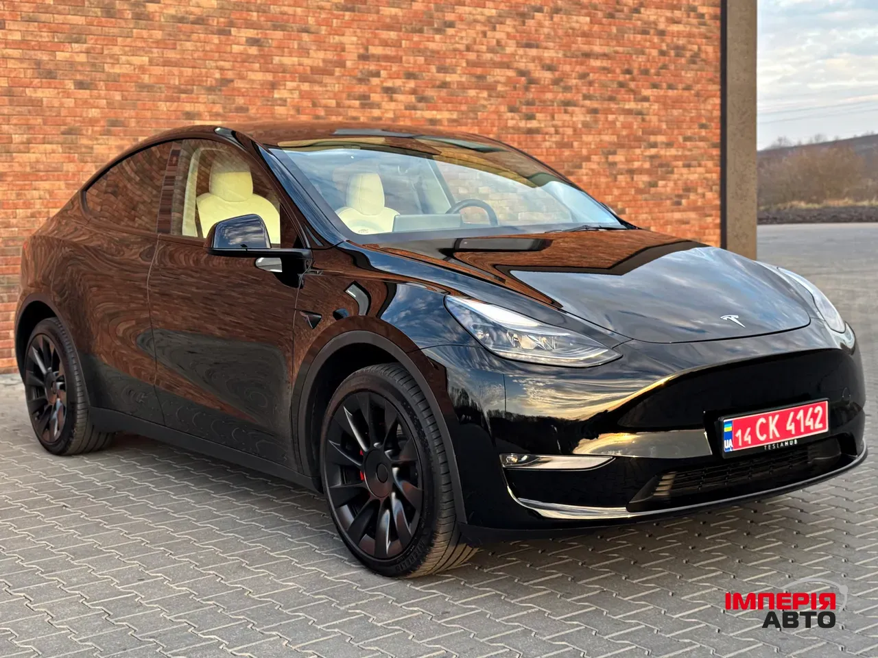 Tesla Model Y - фото 4