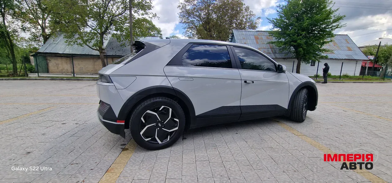 Hyundai IONIQ 5 - фото 3