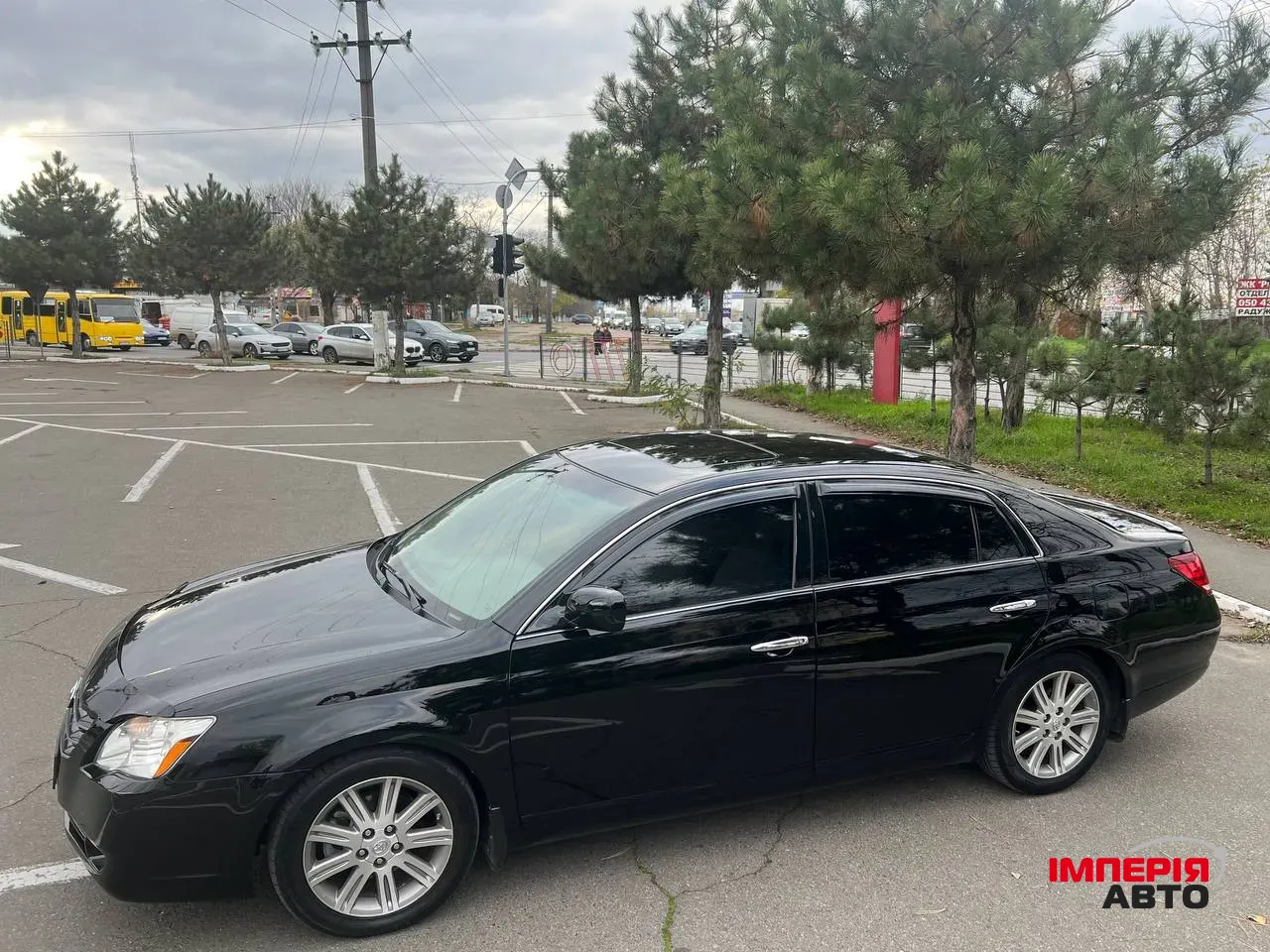 Toyota Avalon - фото 3
