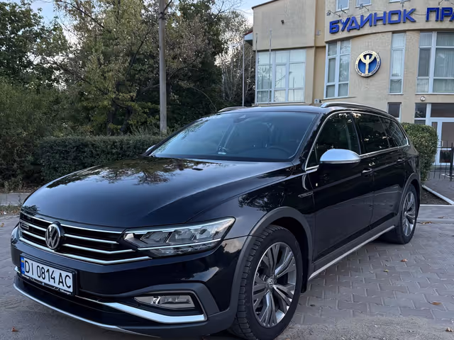 Volkswagen Passat - фото 3